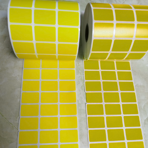 ROLLO DE ETIQUETA TT 30MMX20MM ,6000 ETQ , 3COLUM-TUCO 1" FONDO AMARILLO BAJO PRODUCCION